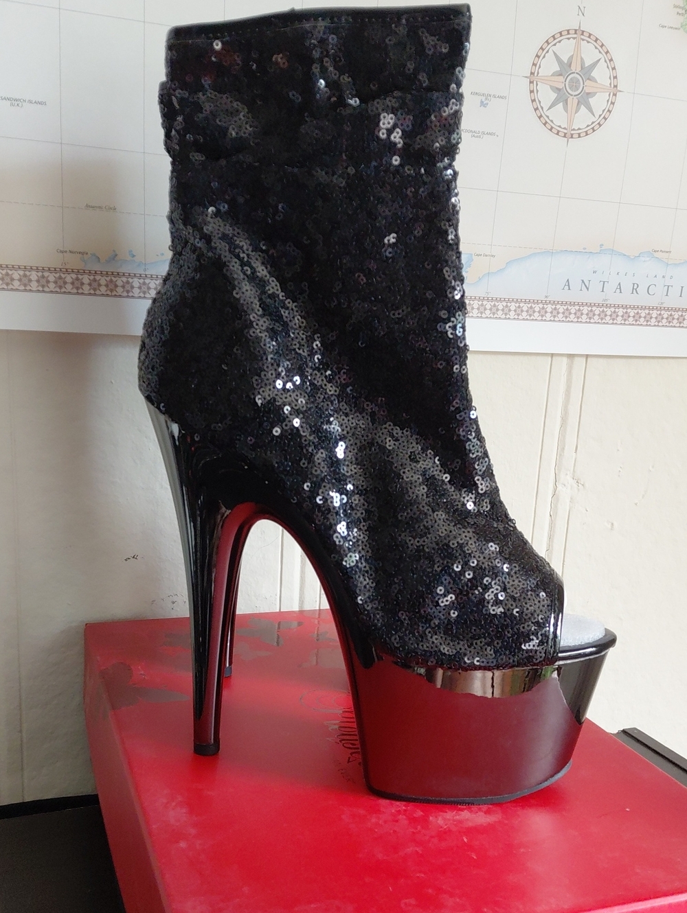 Pleaser Adore 1008sq Black Sequin Peep-Toe Platform Ankle Boot